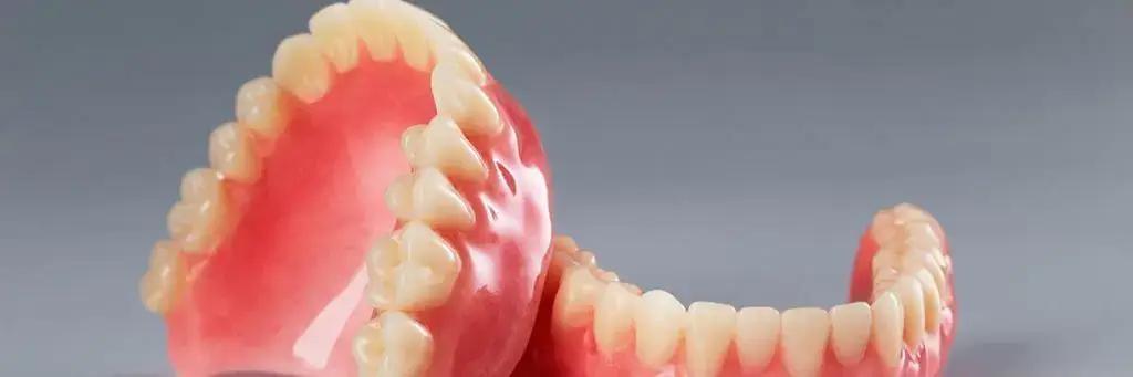 Partial and Full Dentures – Knowing The Difference